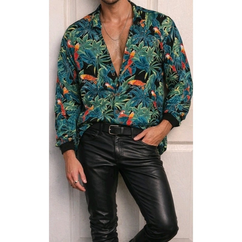 Low V Parrot‎ Jungle Print Scrub Top Fits L-2X Made USA Tropical Macaw Shirt Vtg